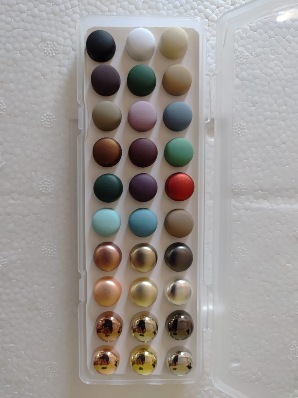 Magnetic Scarf Hijab Pin Round 1 Box 30 Pcs Magnetic Scarf Hijab Pin Round 1 Box 30 Pcs - Image 1