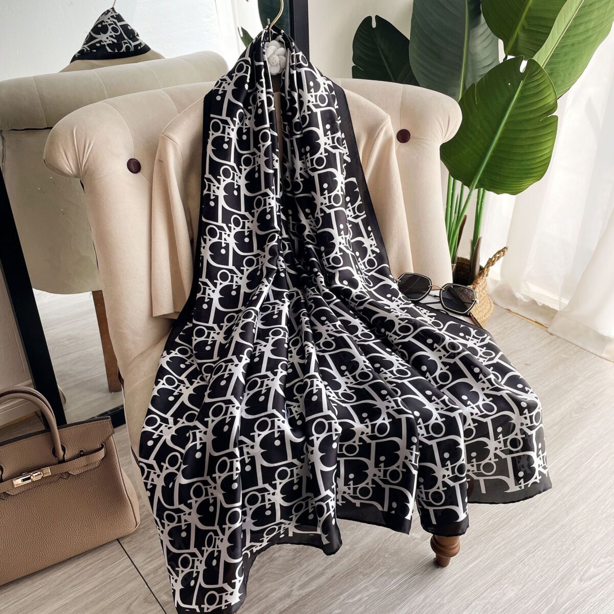 Silk Satin Long Scarf Di Black - Image 4