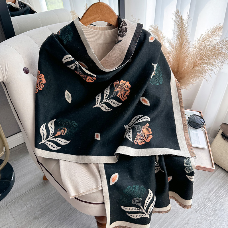 O1CN01tSVGzJ27qthX4XH7D_!!3434267849-0-cib Black Luxurious Floral Design Women's Winter Shawl - Image 1