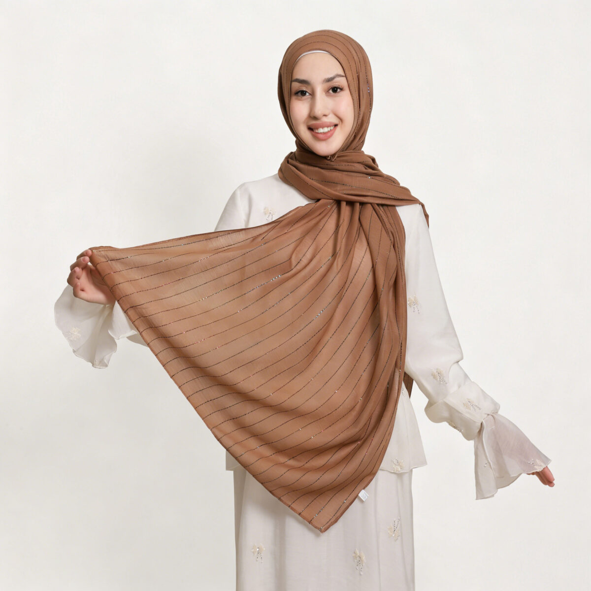 O1CN01v2MMkT1Bx5VGEiyFI_!!2213852650011-0-cib Fashion Cotton and Linen Striped Sequins Single Color Lightweight Flat Scarf - Image 1